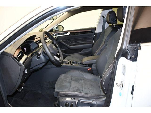 Gebraucht VW Arteon Elegance 218 PS (160 kW) 2023 Weiß Kombi