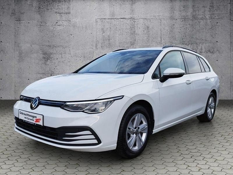Gebraucht VW Golf VIII Life 131 PS (96 kW) 2022 Weiß Kombi