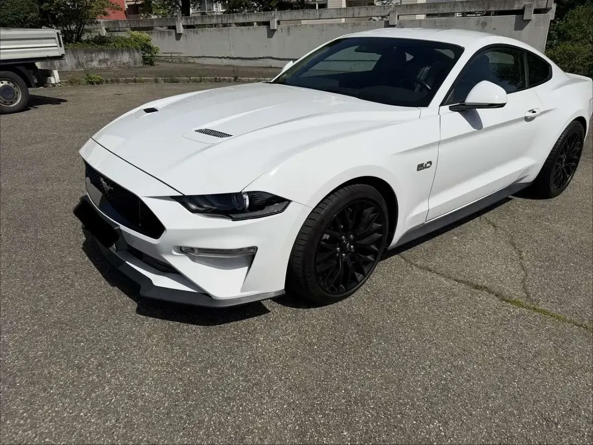 Gebraucht Ford Mustang GT Fastback 450 PS (330 kW) 2018 Weiß Coupé