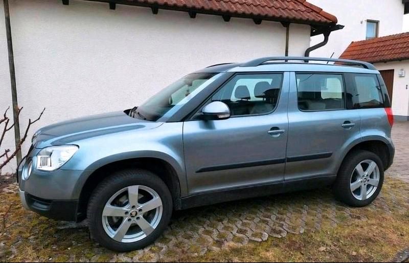 Gebraucht Skoda Yeti 160 PS (117 kW) 2011 Silber SUV