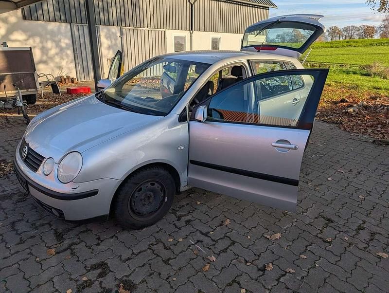 Gebraucht VW Polo 75 PS (55 kW) 2002 Silber Limousine