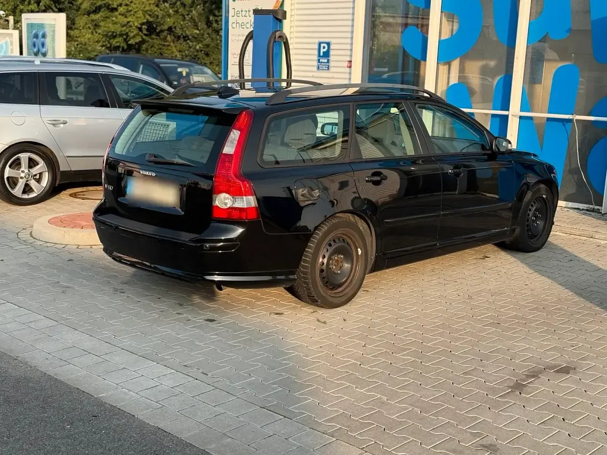 Gebraucht Volvo V50 220 PS (161 kW) 2007 Schwarz Kombi