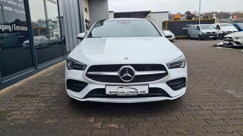 Gebraucht Mercedes CLA250e AMG 218 PS (160 kW) 2021 Weiß Limousine