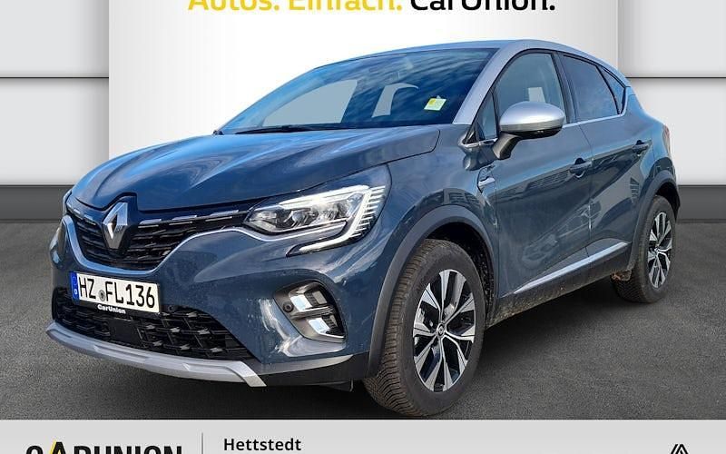 Blau Gebraucht 2024 Renault Captur Techno SUV | 26.990 € (Etwas zu teuer) - Bild 1/4