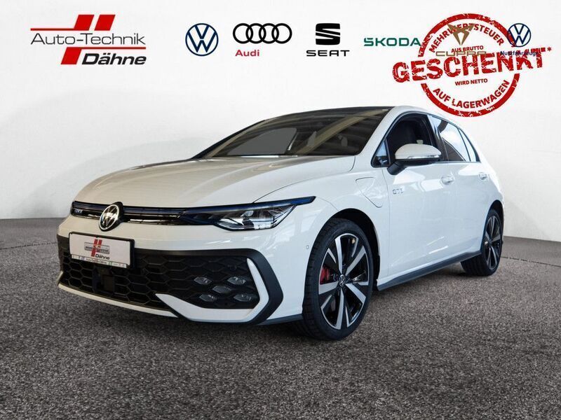 Weiß Neu 2024 VW Golf VIII GTE Limousine | 49.880 € (Etwas zu teuer) - Bild 1/3