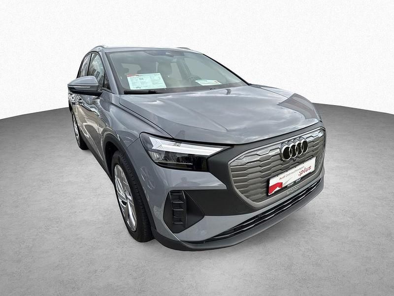 Gebraucht Audi Q4 e-tron Comfort 125 kW (170 PS) 2022 Kieselgrau SUV