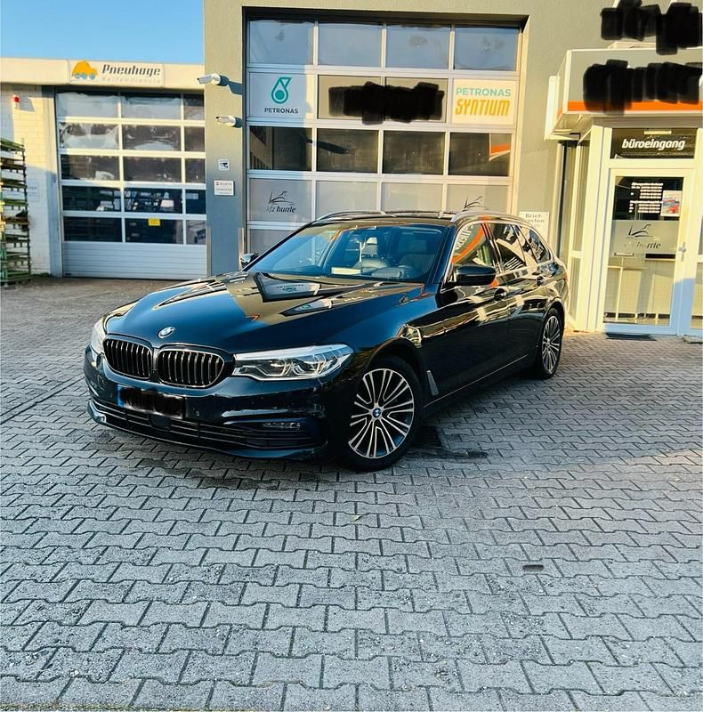Schwarz Gebraucht 2018 BMW 530 M Sport Kombi | 16.000 € (Superpreis) - Bild 1/4