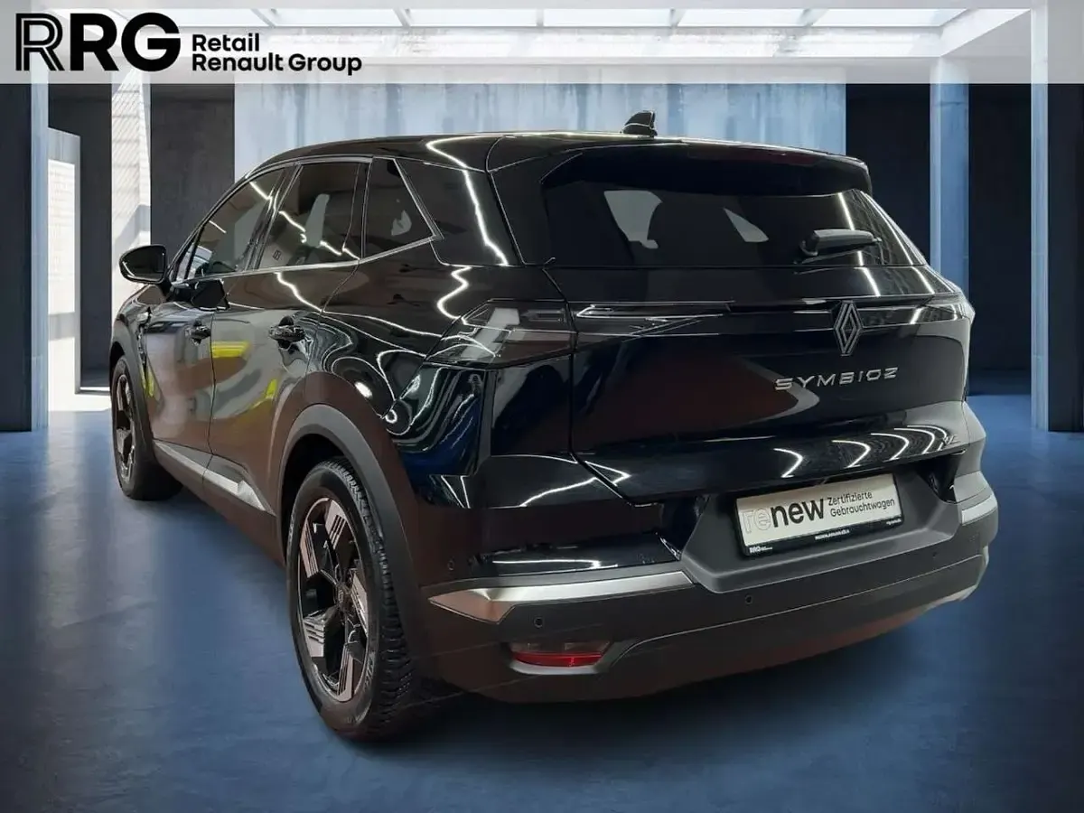 Gebraucht Renault Symbioz Techno 94 PS (69 kW) 2025 Black pearl schwarz (schwarz) SUV