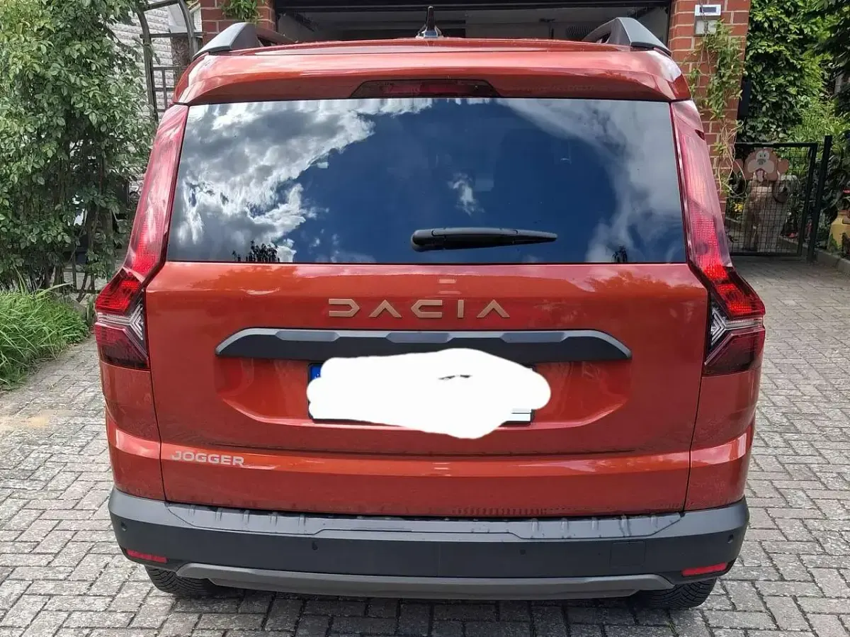 Gebraucht Dacia Jogger Extreme 110 PS (80 kW) 2024 Braun Van / Kleinbus