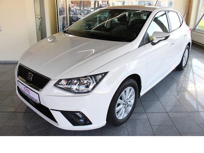 ´´candy´´ weiss Gebraucht 2018 Seat Ibiza Style Limousine | 10.888 € (Etwas zu teuer) - Bild 1/4