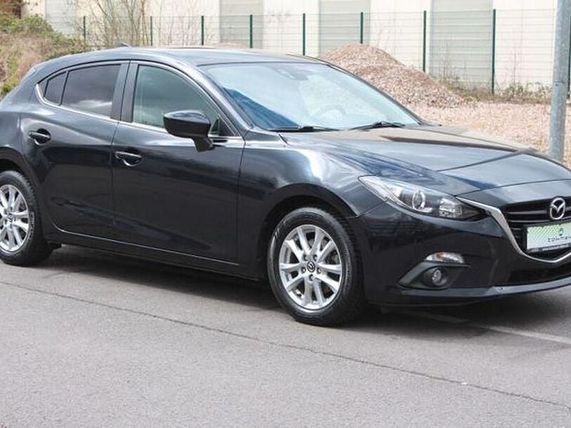 Gebraucht Mazda 3 Center-Line 120 PS (88 kW) 2016 Onyxschwarz metallic Limousine