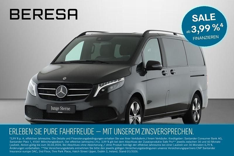 Graphitgrau Gebraucht 2024 Mercedes V300 Avantgarde Van / Kleinbus | 59.780 € (Superpreis) - Bild 1/4