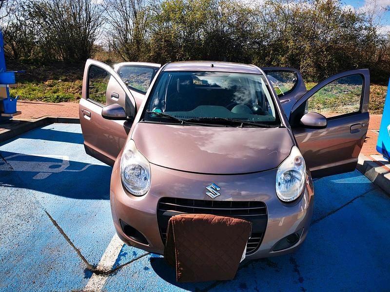 Gebraucht Suzuki Alto 68 PS (50 kW) 2009 Andere farben Kleinwagen