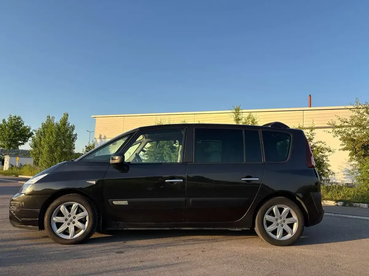 Gebraucht Renault Espace 150 PS (110 kW) 2013 Renault schwarz Van / Kleinbus