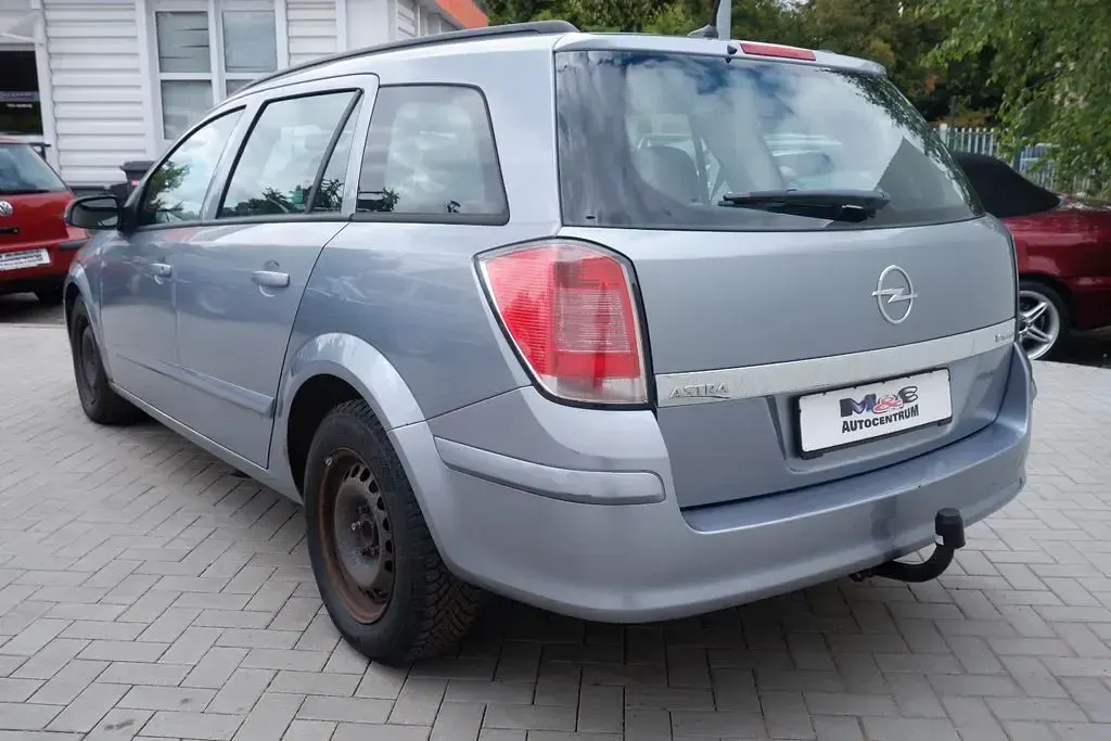 Gebraucht Opel Astra Elegance 105 PS (77 kW) 2005 Silber Limousine