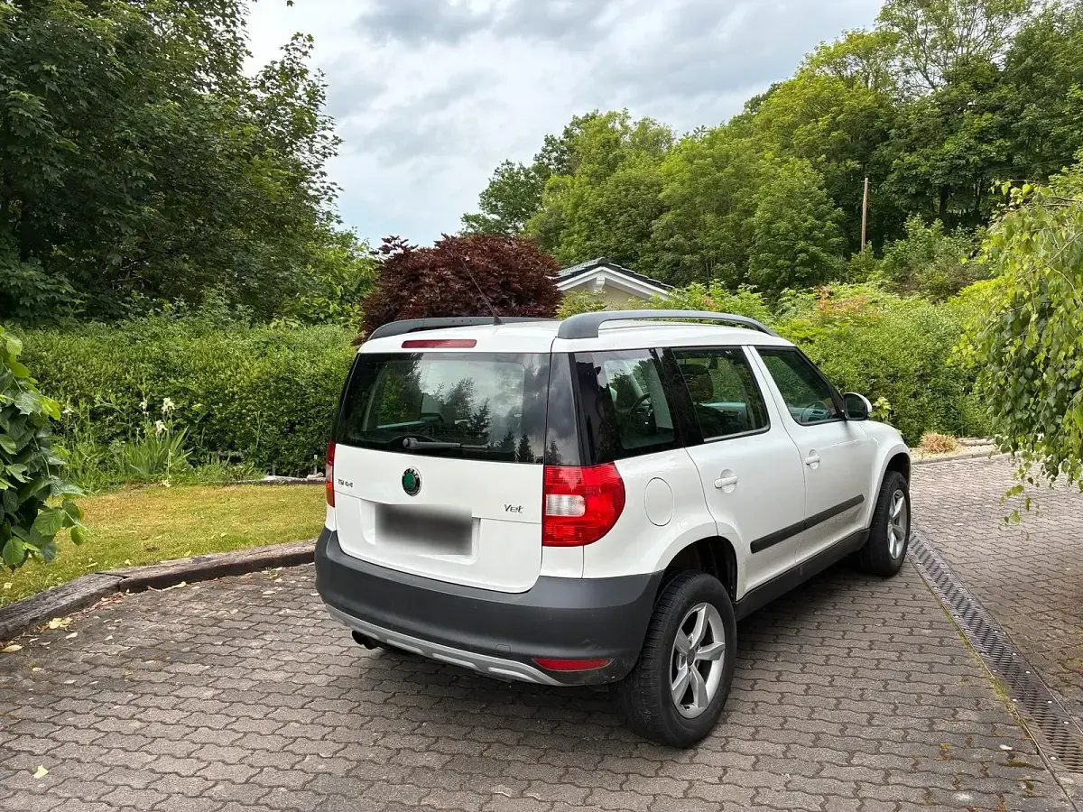 Gebraucht Skoda Yeti 160 PS (117 kW) 2010 Weiß SUV