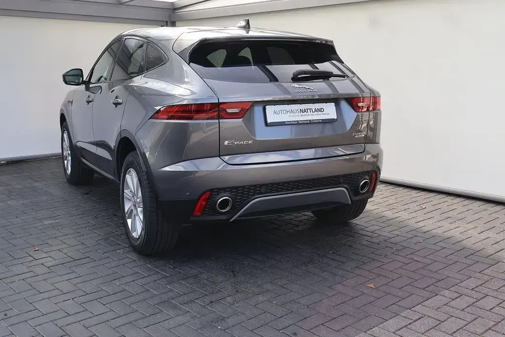 Gebraucht Jaguar E-Pace S 200 PS (147 kW) 2020 Corris grey SUV