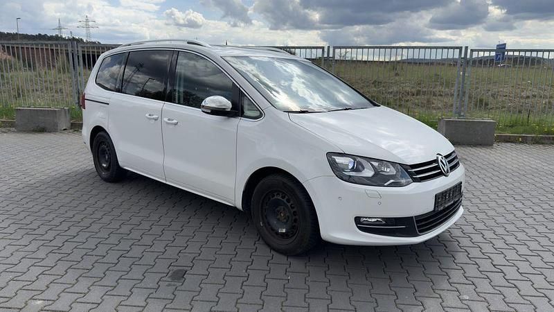 Gebraucht VW Sharan Highline 200 PS (147 kW) 2011 Candyweiã Van / Kleinbus