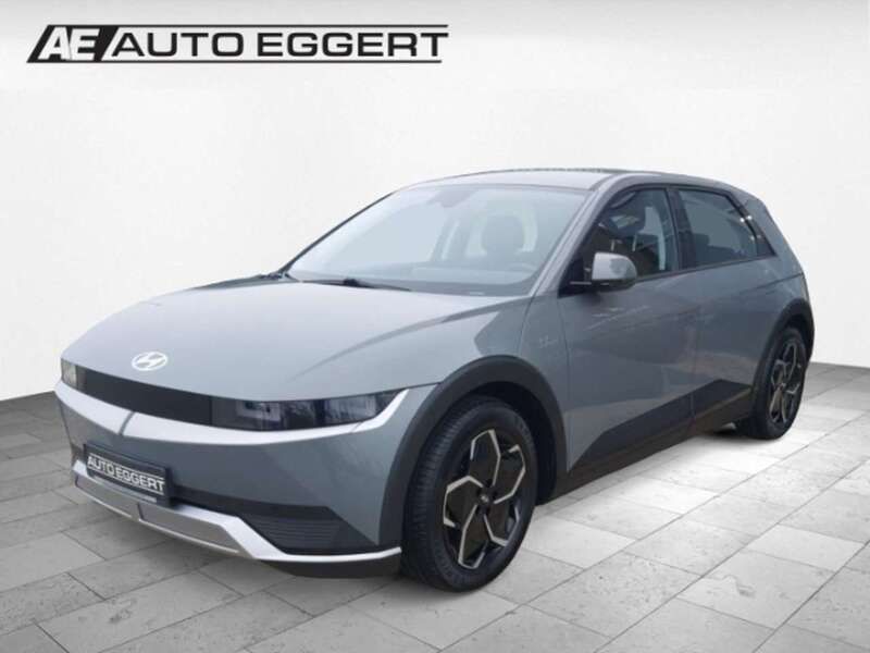 Grau Gebraucht 2023 Hyundai Ioniq 5 Dynamiq SUV | 34.150 € (Superpreis) - Bild 1/3