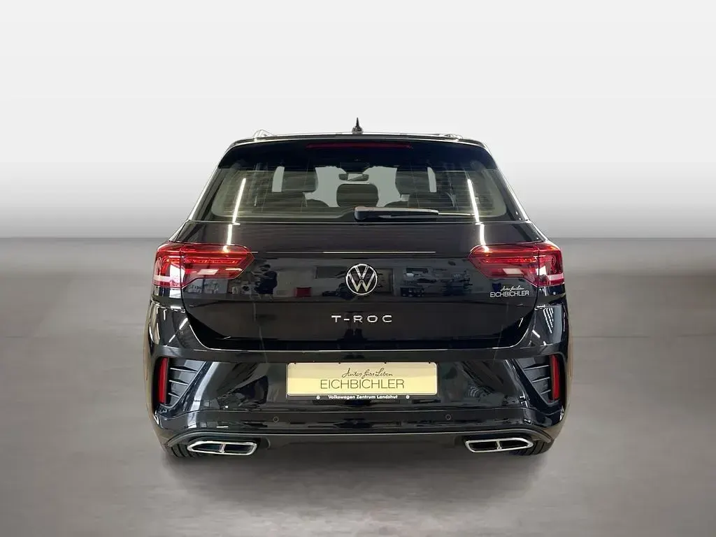 Gebraucht VW T-Roc R-line 110 PS (80 kW) 2024 Deep black perleffekt (metallic) SUV