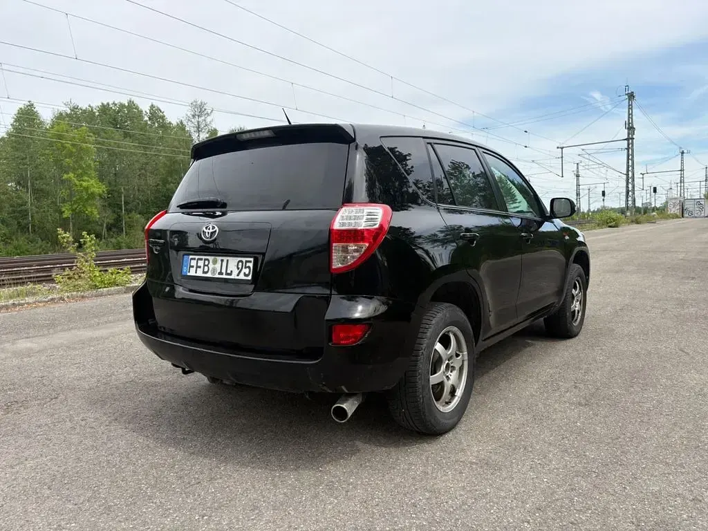 Gebraucht Toyota RAV4 Executive 150 PS (110 kW) 2011 Schwarz SUV