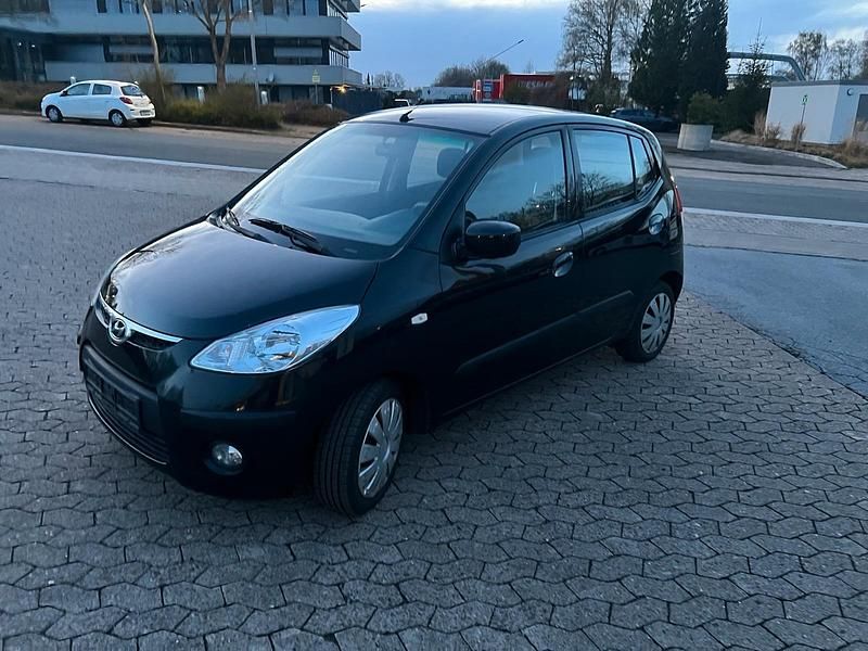 Gebraucht Hyundai i10 68 PS (50 kW) 2008 Schwarz Kleinwagen