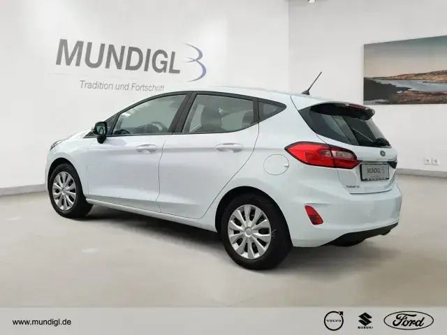 Gebraucht Ford Fiesta Cool & Connect 75 PS (55 kW) 2022 Frostweiß Kleinwagen