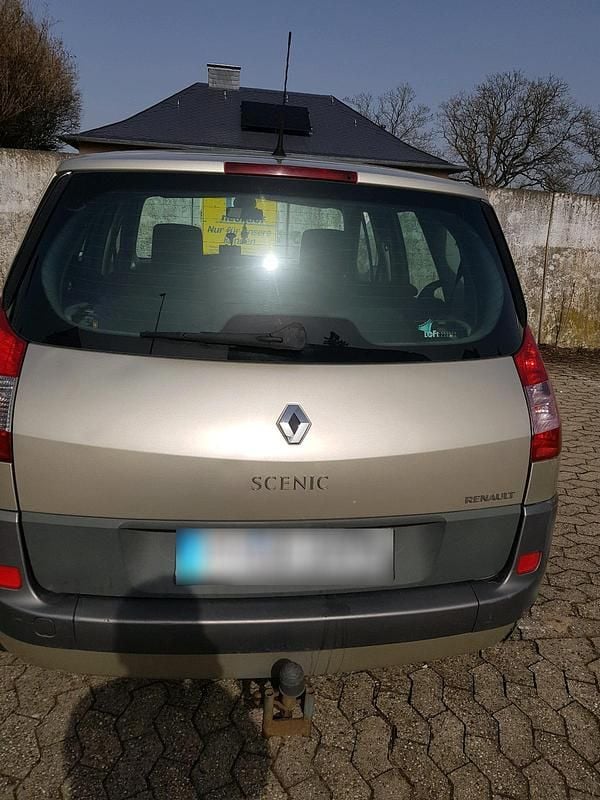 Gebraucht Renault Scénic II 112 PS (82 kW) 2006 Gold Van / Kleinbus