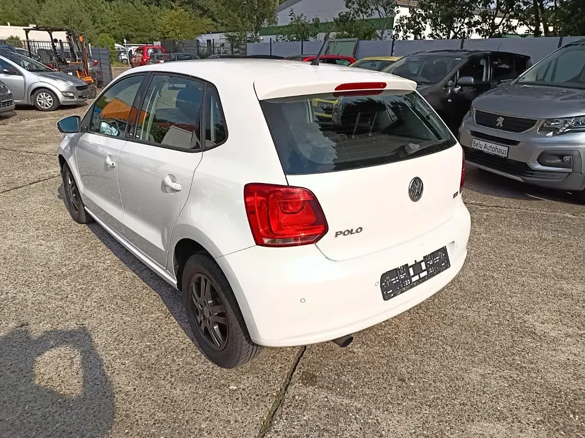 Gebraucht VW Polo Highline 90 PS (66 kW) 2013 Weiß Kleinwagen