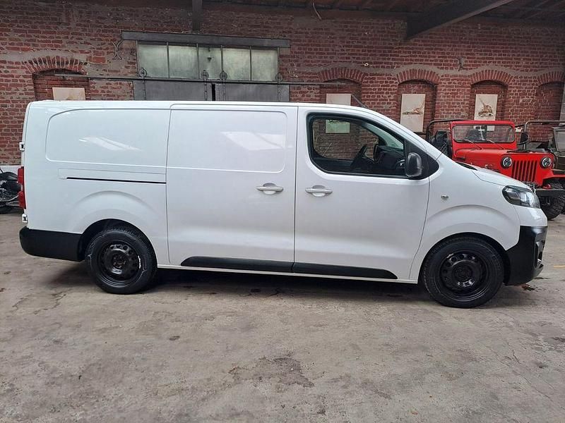 Gebraucht Opel Vivaro 144 PS (105 kW) 2021 Weiß Van / Kleinbus