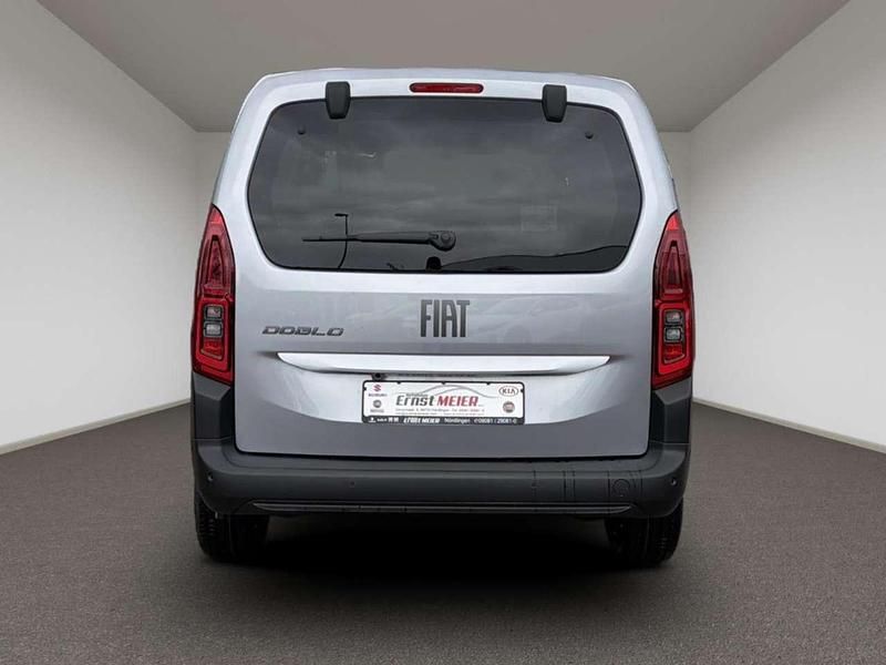 Neu Fiat Doblò 102 PS (75 kW) 2025 Grau Van / Kleinbus