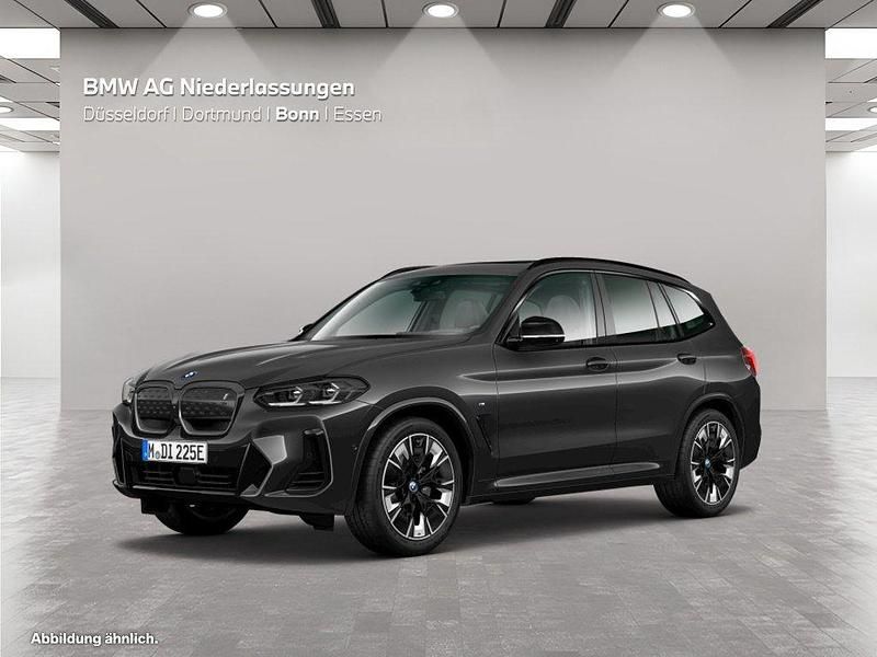 Gebraucht BMW iX3 Impressive 210 kW (286 PS) 2023 Grau SUV