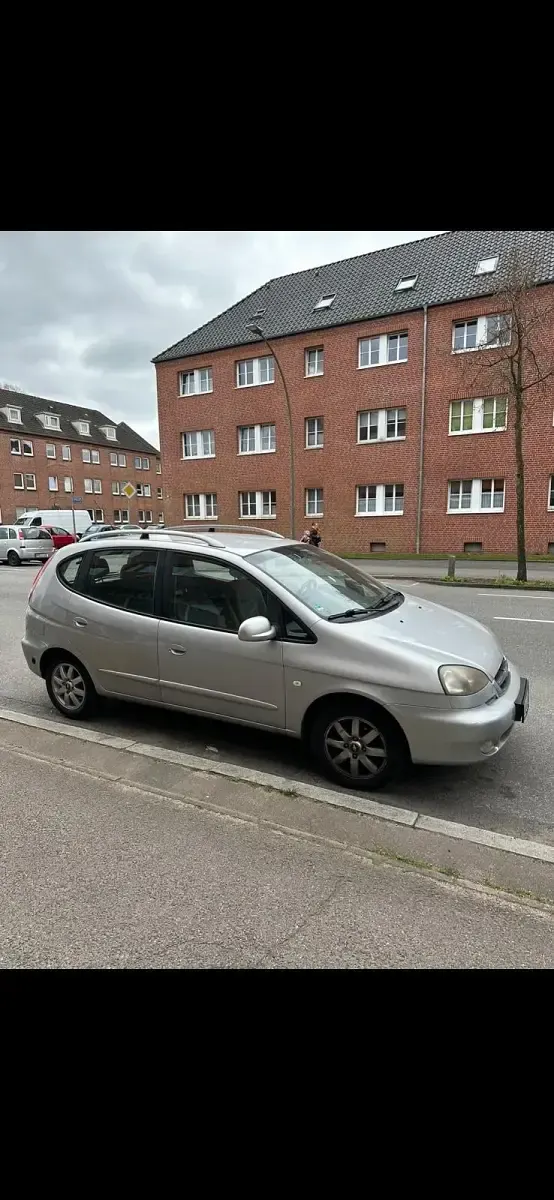 Gebraucht Chevrolet Tacuma 121 PS (88 kW) 2006 Silber Van / Kleinbus
