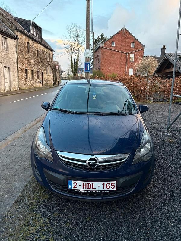 Gebraucht Opel Corsa 65 PS (47 kW) 2014 Blau Kleinwagen