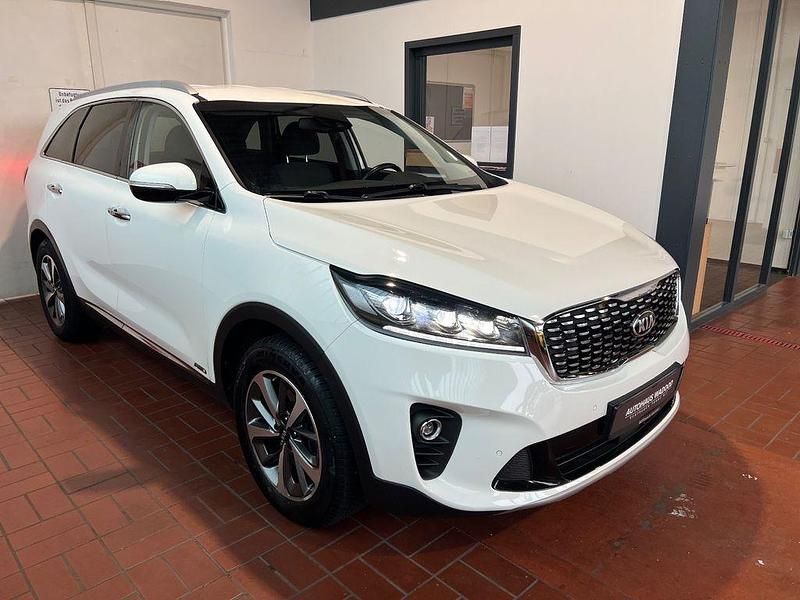 Weiß Gebraucht 2019 Kia Sorento 2 SUV | 23.900 € (Fairer Preis) - Bild 1/4