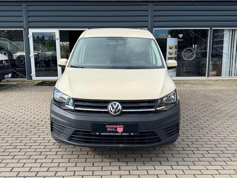Gebraucht VW Caddy Maxi 102 PS (75 kW) 2018 Gelb Van / Kleinbus