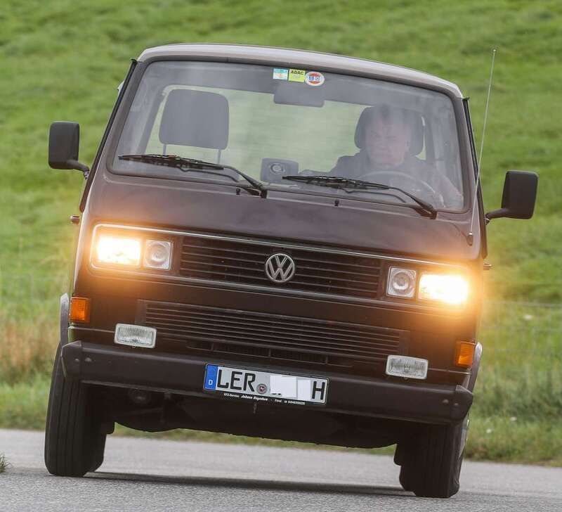 Braun Gebraucht 1988 VW T3 Van | 17.500 € - Bild 1/4
