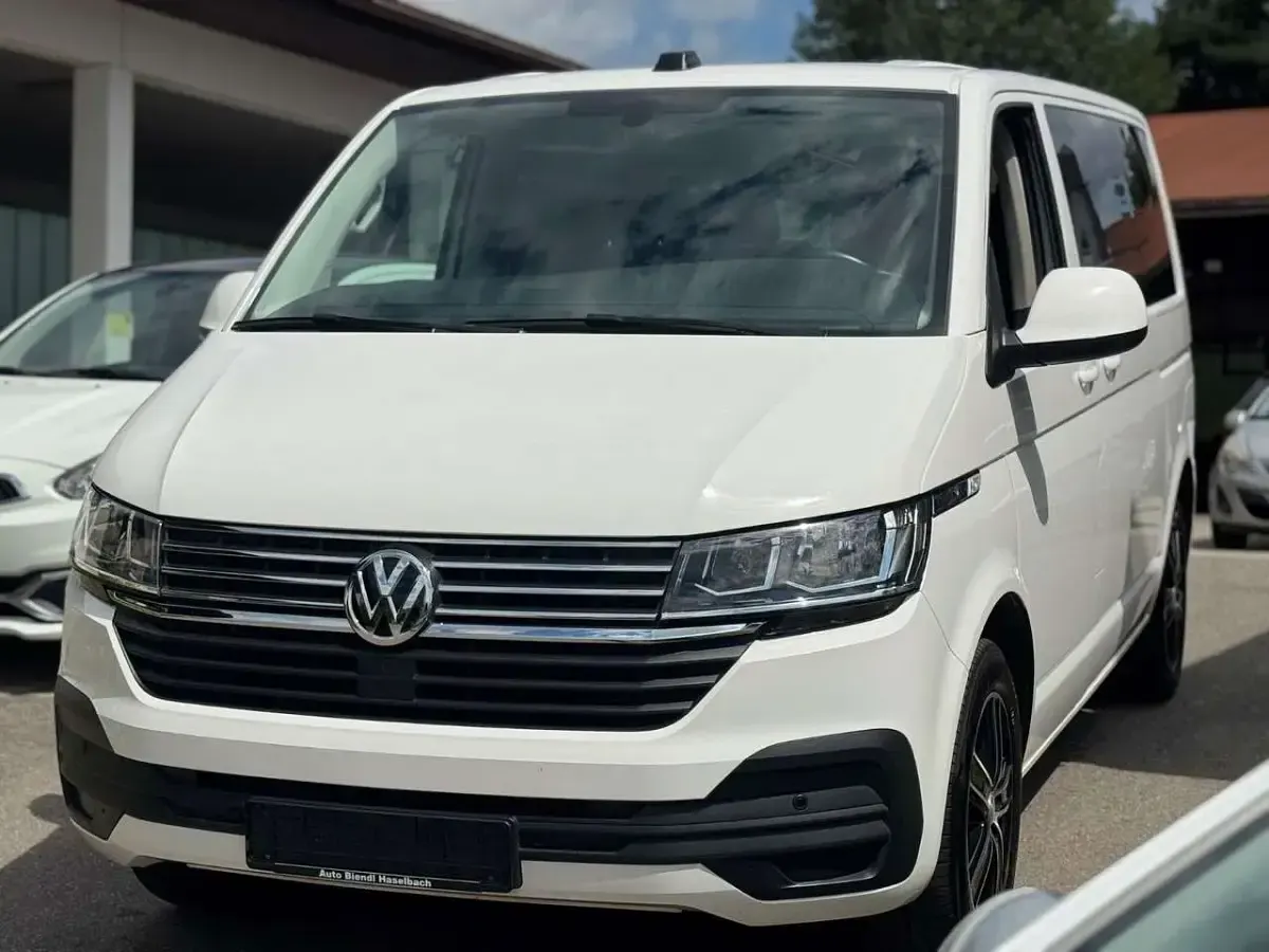Gebraucht VW Multivan S 150 PS (110 kW) 2020 Weiß Van / Kleinbus