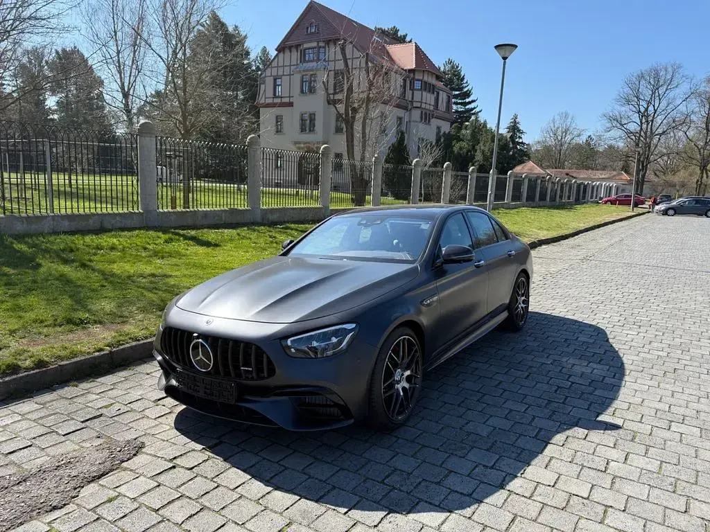 Gebraucht Mercedes E63S AMG AMG 612 PS (450 kW) 2022 Designo graphitgrau magno Limousine