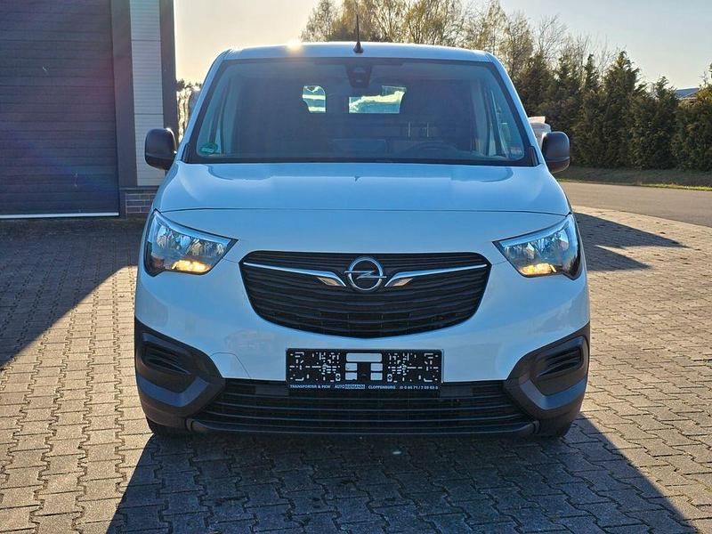 Gebraucht Opel Combo Selection 102 PS (75 kW) 2020 Weiß Van / Kleinbus