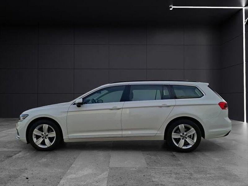 Gebraucht VW Passat Business 190 PS (139 kW) 2020 Pure white Kombi