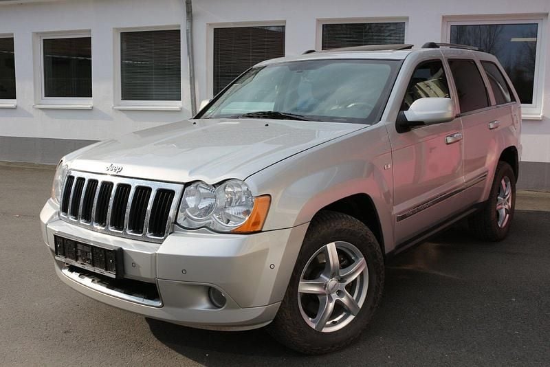 Grau Gebraucht 2008 Jeep Grand Cherokee SUV | 4.900 € (Fairer Preis) - Bild 1/4