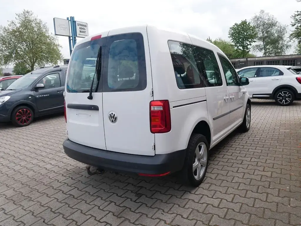 Occasion VW Caddy Trendline 122 ch (89 kW) 2016 Blanc Monospace
