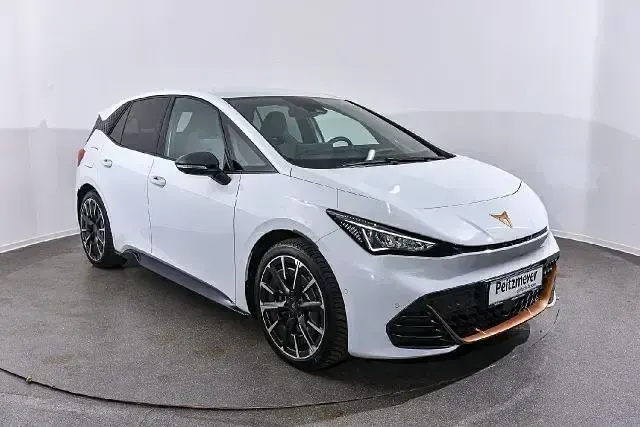Usata Cupra Born 169 kW (231 CV) 2024 Bianco Utilitaria