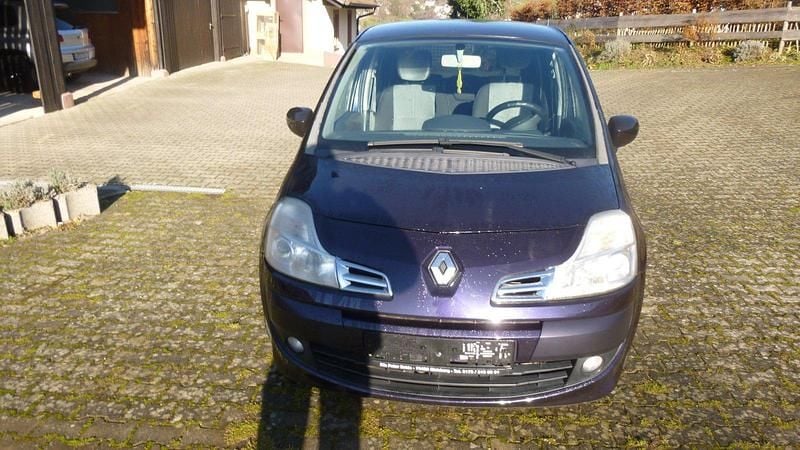 Gebraucht Renault Modus 98 PS (72 kW) 2008 Van / Kleinbus