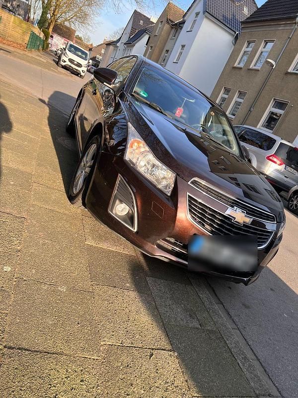 Gebraucht Chevrolet Cruze 163 PS (119 kW) 2013 Braun Limousine