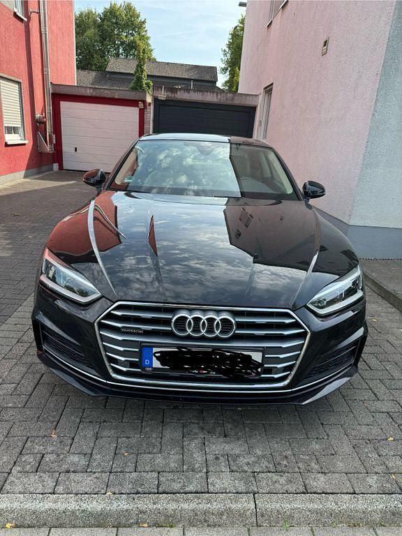 Schwarz Gebraucht 2018 Audi A5 Design Coupé | 26.000 € (Superpreis) - Bild 1/4