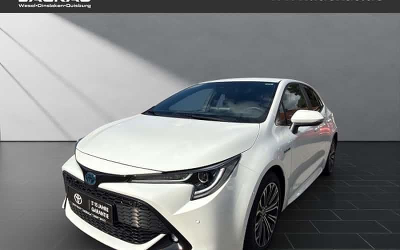 Weiß Gebraucht 2020 Toyota Corolla Club Limousine | 22.890 € (Fairer Preis) - Bild 1/4
