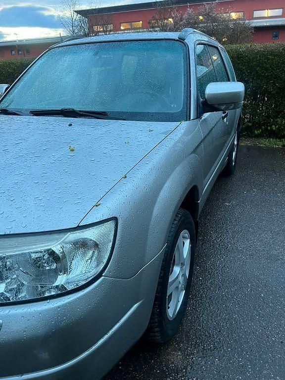 Gebraucht Subaru Forester Comfort 158 PS (116 kW) 2006 Silber SUV