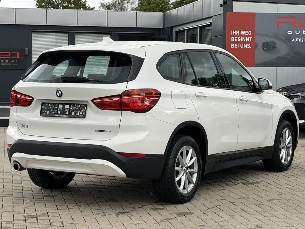 Gebraucht BMW X1 136 PS (100 kW) 2022 Weiß SUV